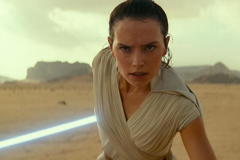 Disney memotong ciuman lesbian dari Star Wars di Singapura