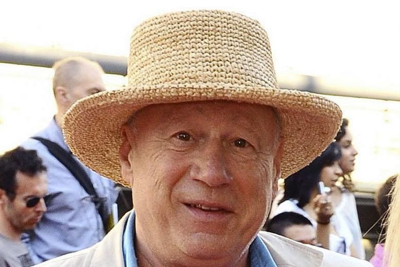 Bintang Monty Python Neil Innes meninggal pada usia 75