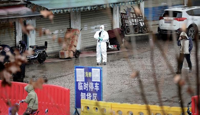 Virus Wuhan tidak akan berada pada skala Sars, kata pakar top China Zhong Nanshan